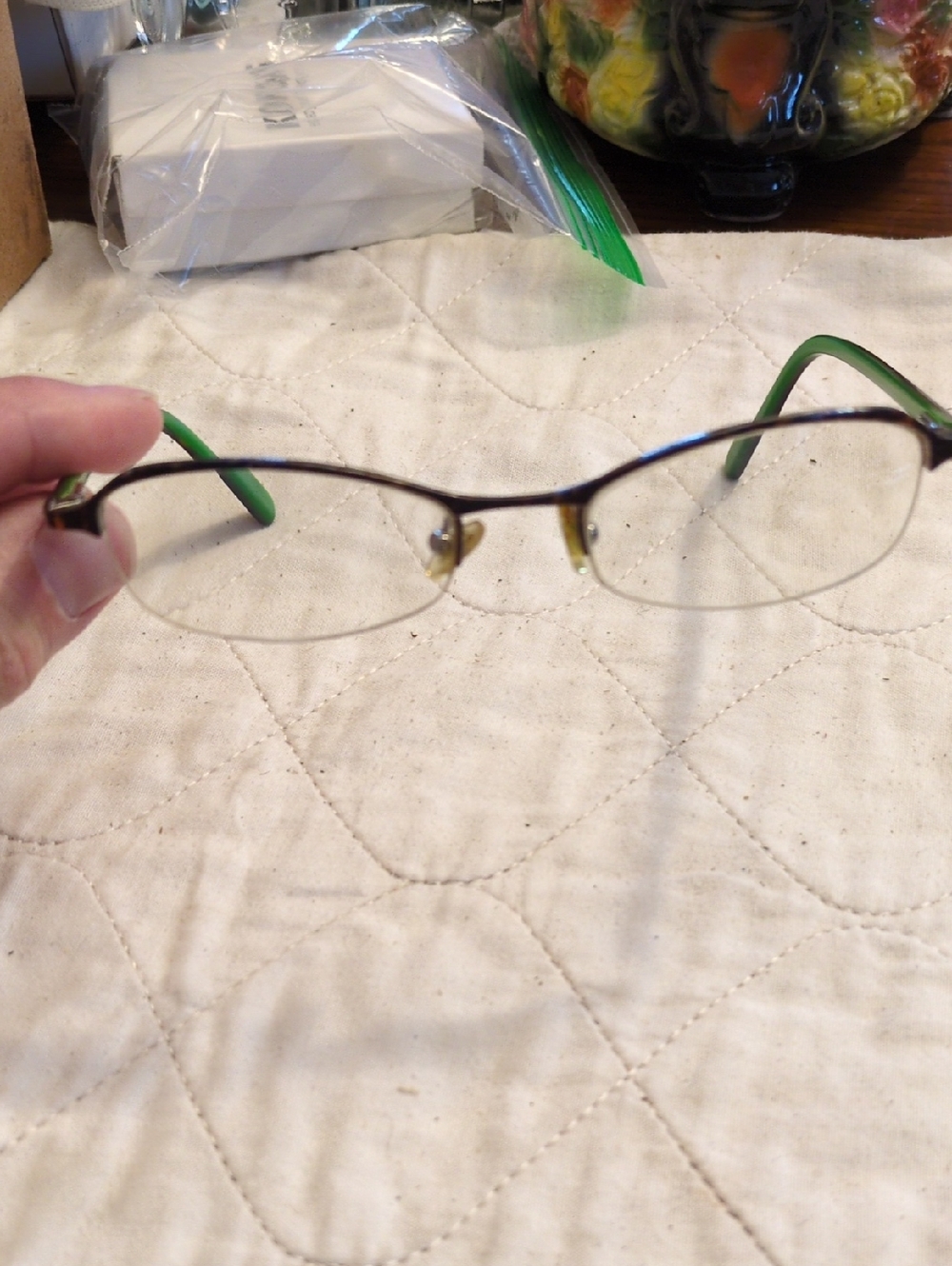 kate spade Leena Gold Rim Eyeglass Arms with Black Accents